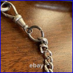A Smart Antique Silver Pocket Watch Chain, With A Hallmarked Fob And Vesta Case
