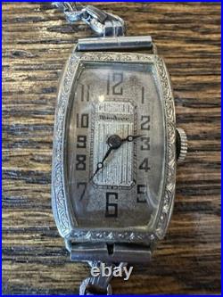 Vintage Art Deco Windsor Swiss Watch Running Filigree Diel Leader Case 1920-30